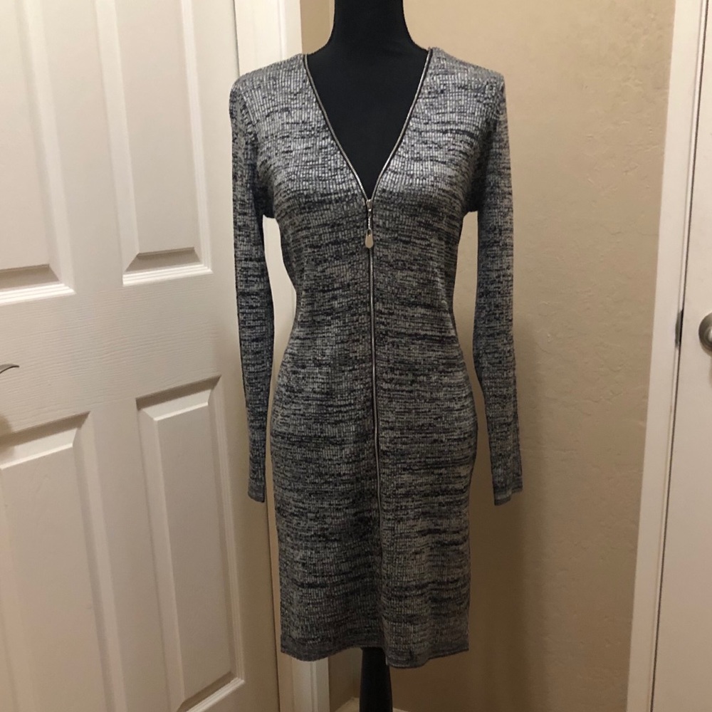 Calvin Klein Zip Front V Neck Sweater Dress. Size: M